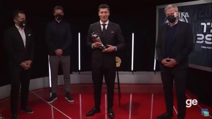 The Best Lewandowski é eleito o melhor jogador do mundo pela Fifa