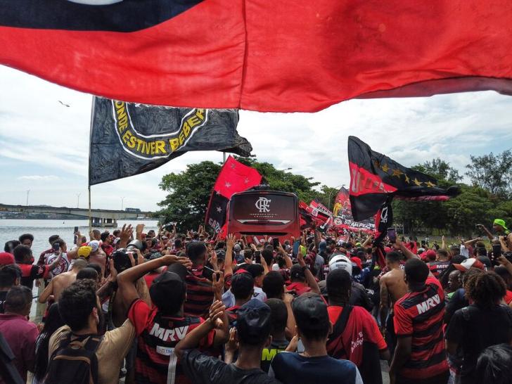Com título de maior torcida do Brasil, torcedores celebram o Dia do Flamenguista