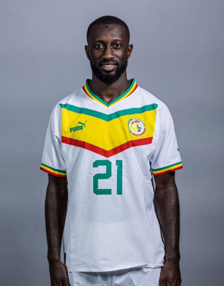 Youssouf Sabaly, lateral de Senegal, deverá ser titular  — Foto: Reprodução/ Senegal