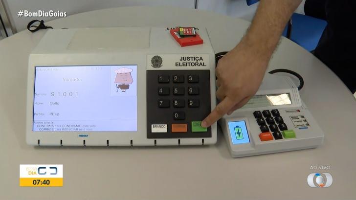 TRE-GO começa a incluir dados dos candidatos nas urnas eletrônicas