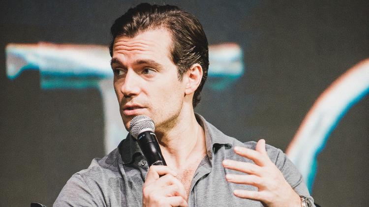 Henry Cavill faz o MELHOR desabafo após críticas à sua namorada: 'É hora de  parar'; vem ler! - Hugo Gloss